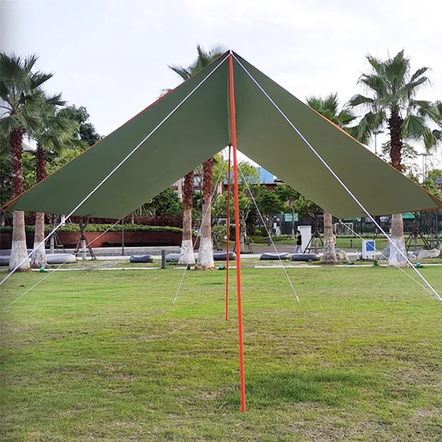 Кампување Tarp Canopy